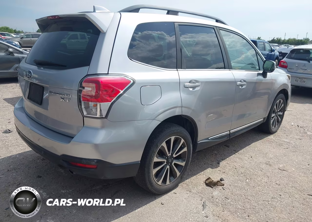 2018 Subaru Forester 2.0Xt Touring VIN:JF2SJGWCXJH421969 - 4