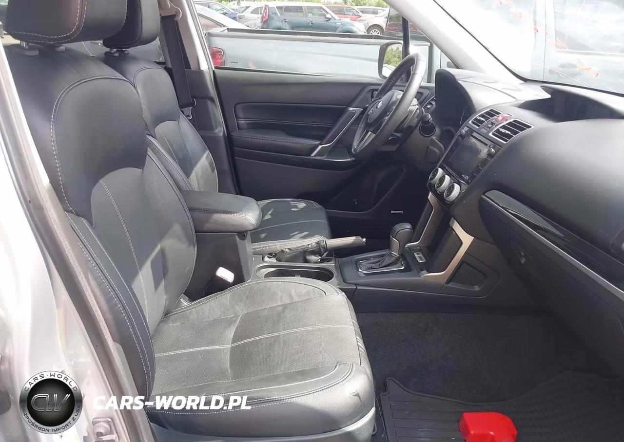 2018 Subaru Forester 2.0Xt Touring VIN:JF2SJGWCXJH421969 - 5
