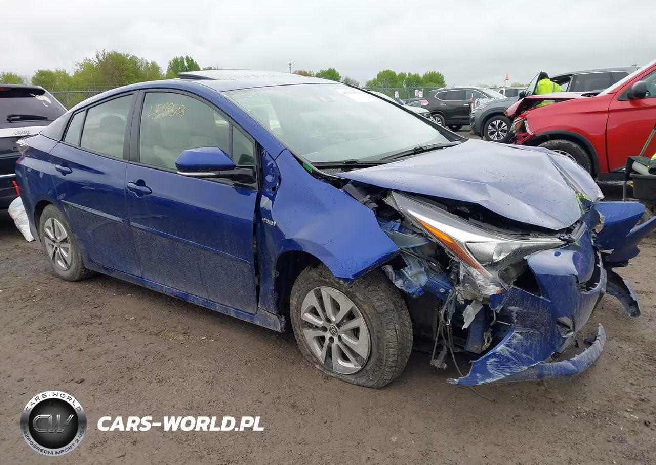 2016 Toyota Prius Three