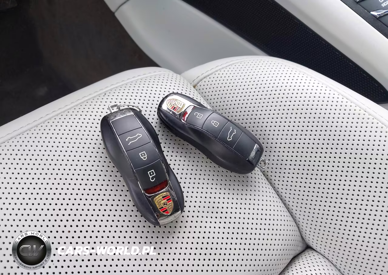 2019 Porsche Macan S VIN:WP1AB2A50KLB33393 - 11