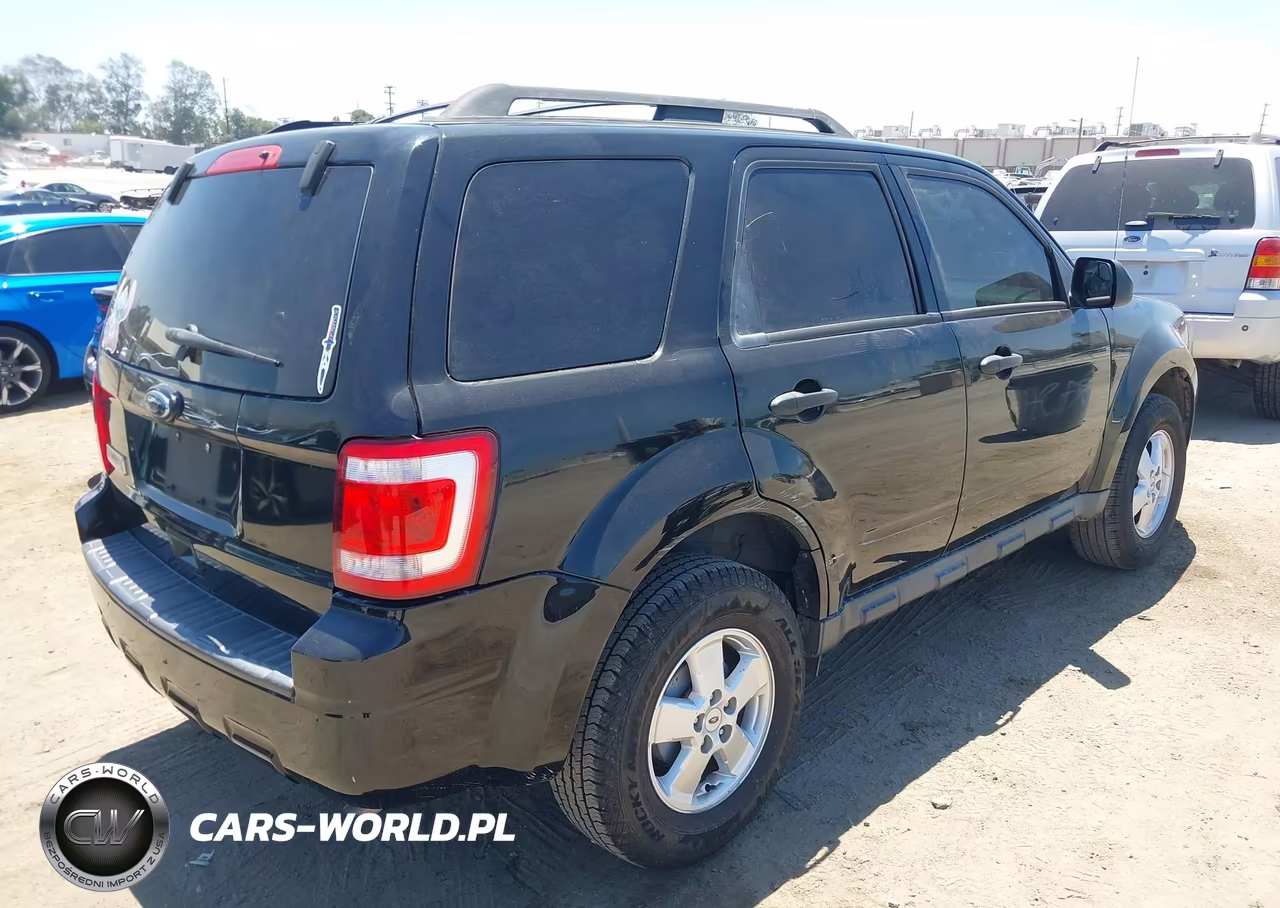 2010 Ford Escape Xlt VIN:1FMCU0D74AKD48278 - 4