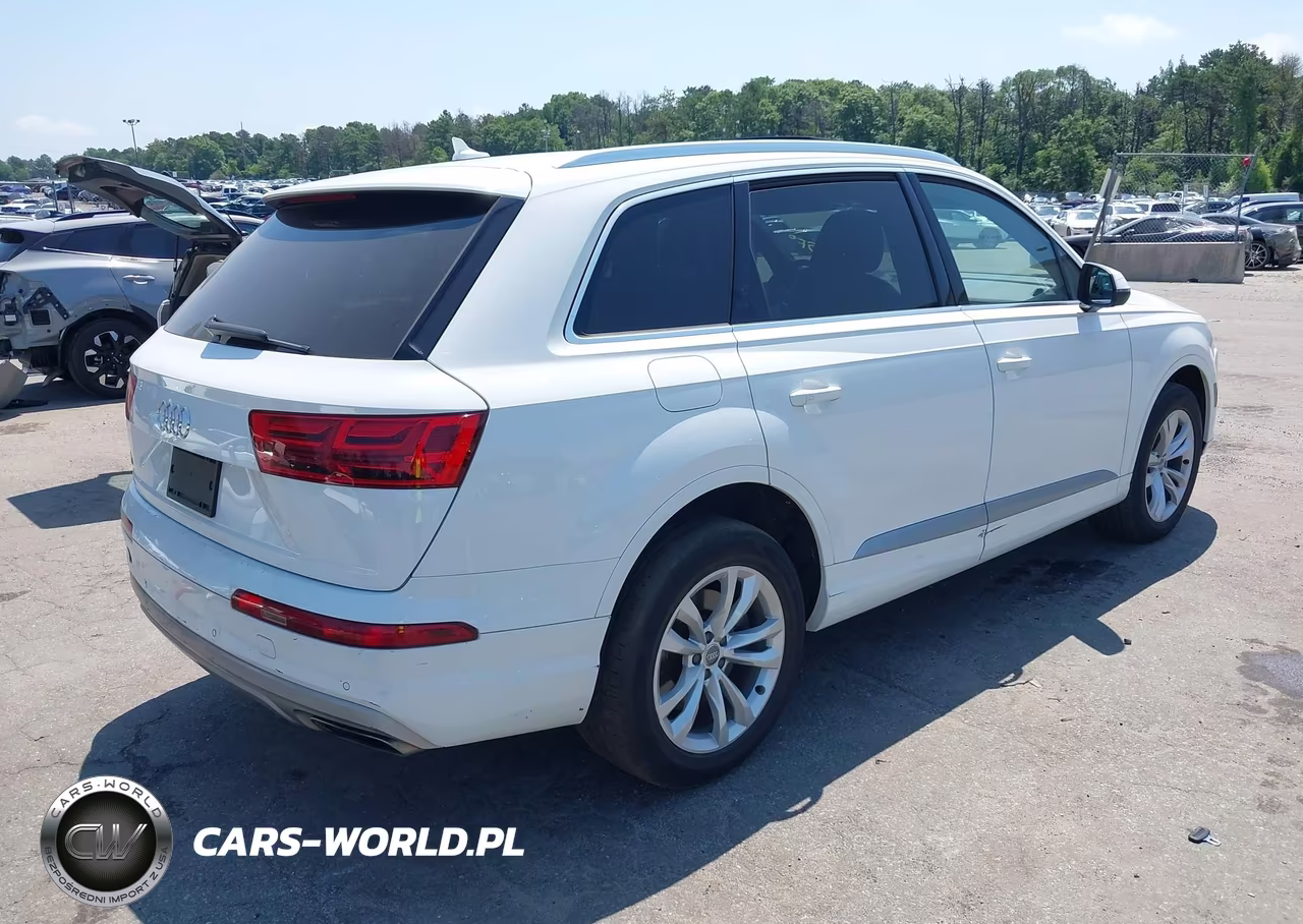 2019 Audi Q7 VIN:WA1AHAF75KD017437 - 4