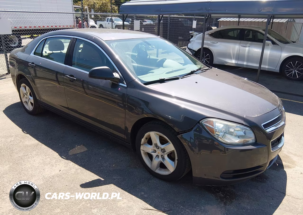 2011 Chevrolet Malibu Ls – zdjęcie 1 z 17