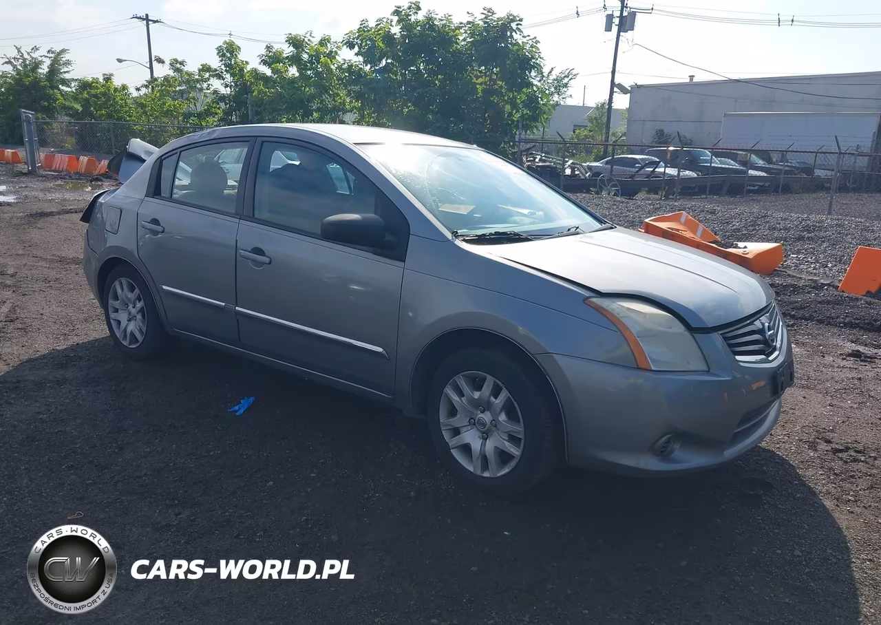 2012 Nissan Sentra 2.0 S – zdjęcie 1 z 16