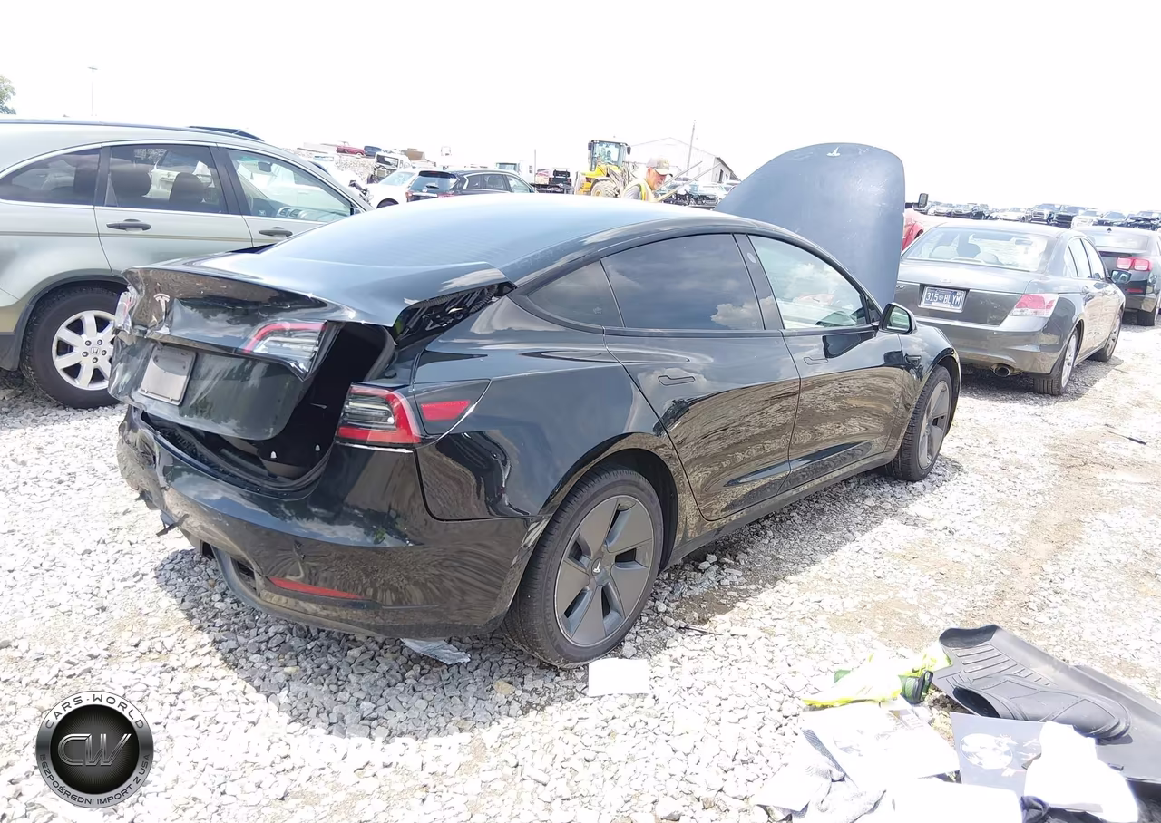 2021 Tesla Model 3 Standard Range Plus Rear-Wheel Drive VIN:5YJ3E1EA2MF048726 - 4