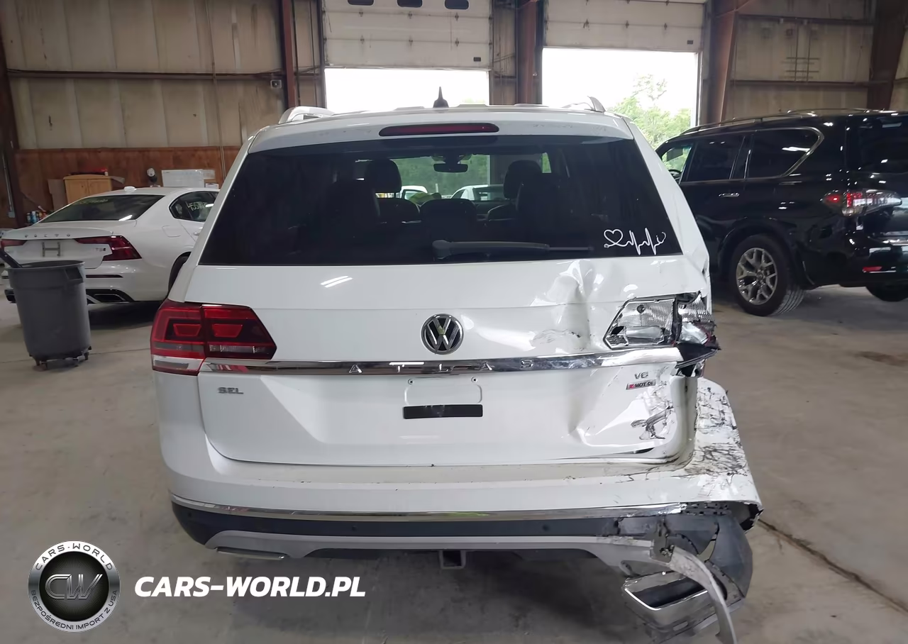 2018 Volkswagen Atlas 3.6L V6 Sel VIN:1V2MR2CA7JC540872 - 16