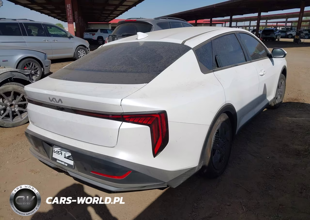 2026 Kia K4 Lx VIN:3KPFT4DE0TE315097 - 4