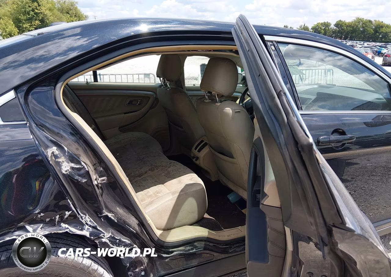 2017 Ford Taurus Se VIN:1FAHP2D81HG108212 - 8