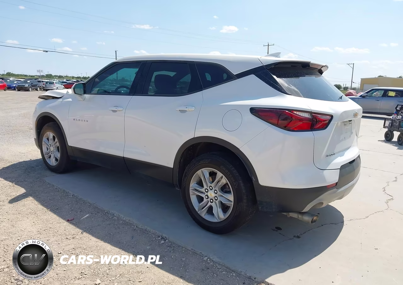 2021 Chevrolet Blazer Fwd 2Lt VIN:3GNKBCR42MS580917 - 3