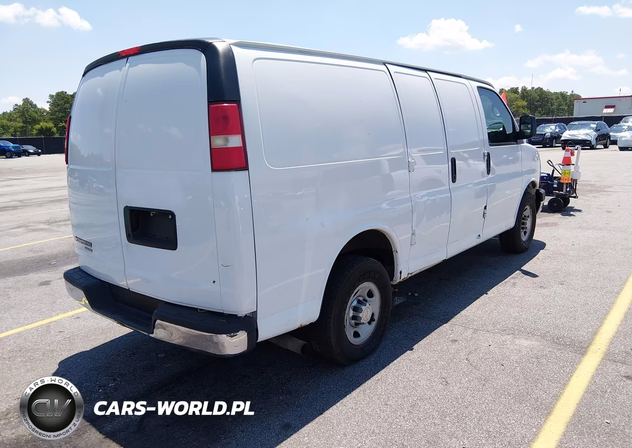 2013 Chevrolet Express 3500 Work Van VIN:1GCZGTBGXD1165956 - 4