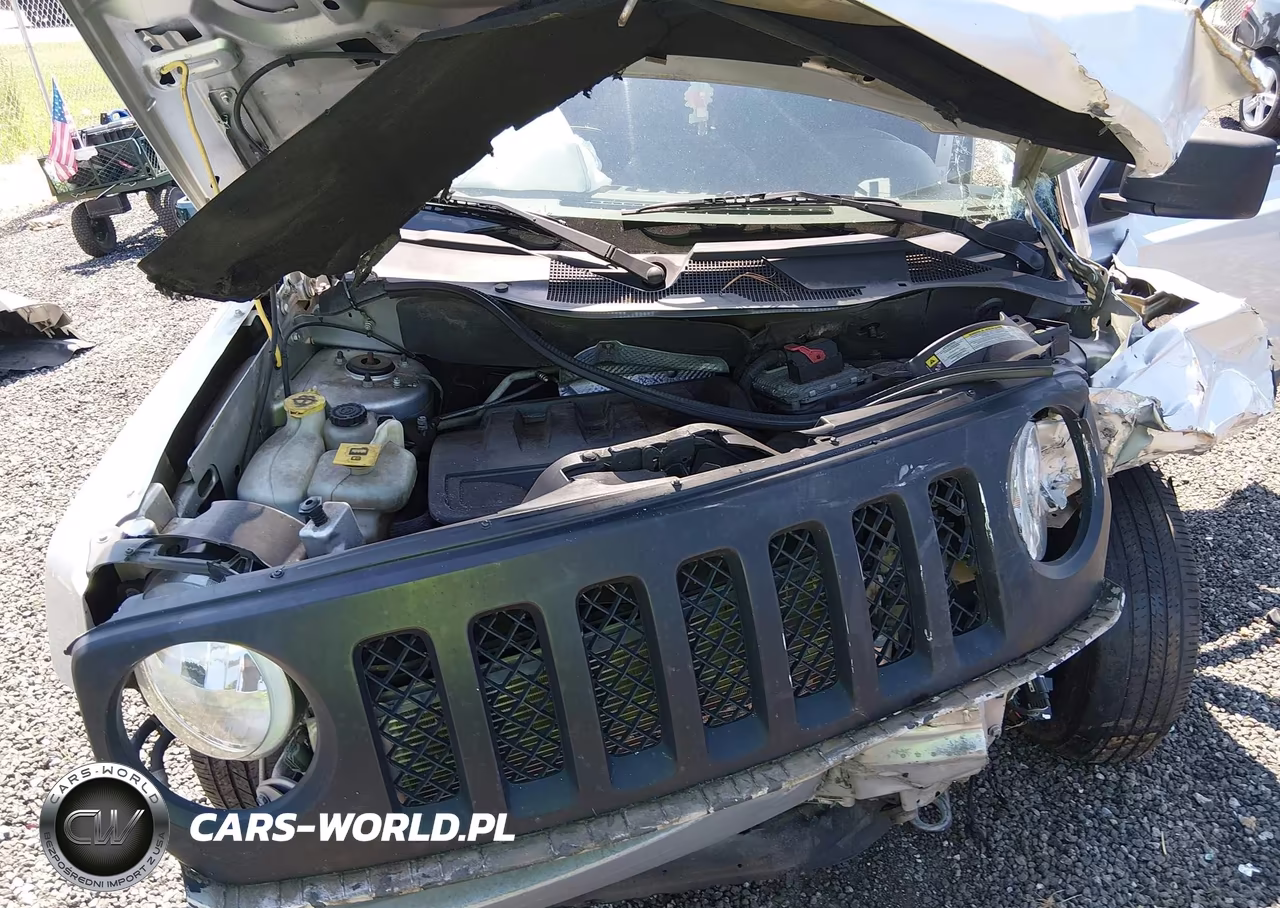 2011 Jeep Patriot Sport VIN:1J4NT1GB2BD249044 - 10