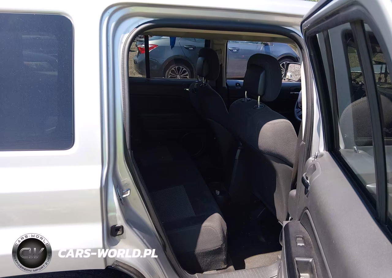 2011 Jeep Patriot Sport VIN:1J4NT1GB2BD249044 - 8