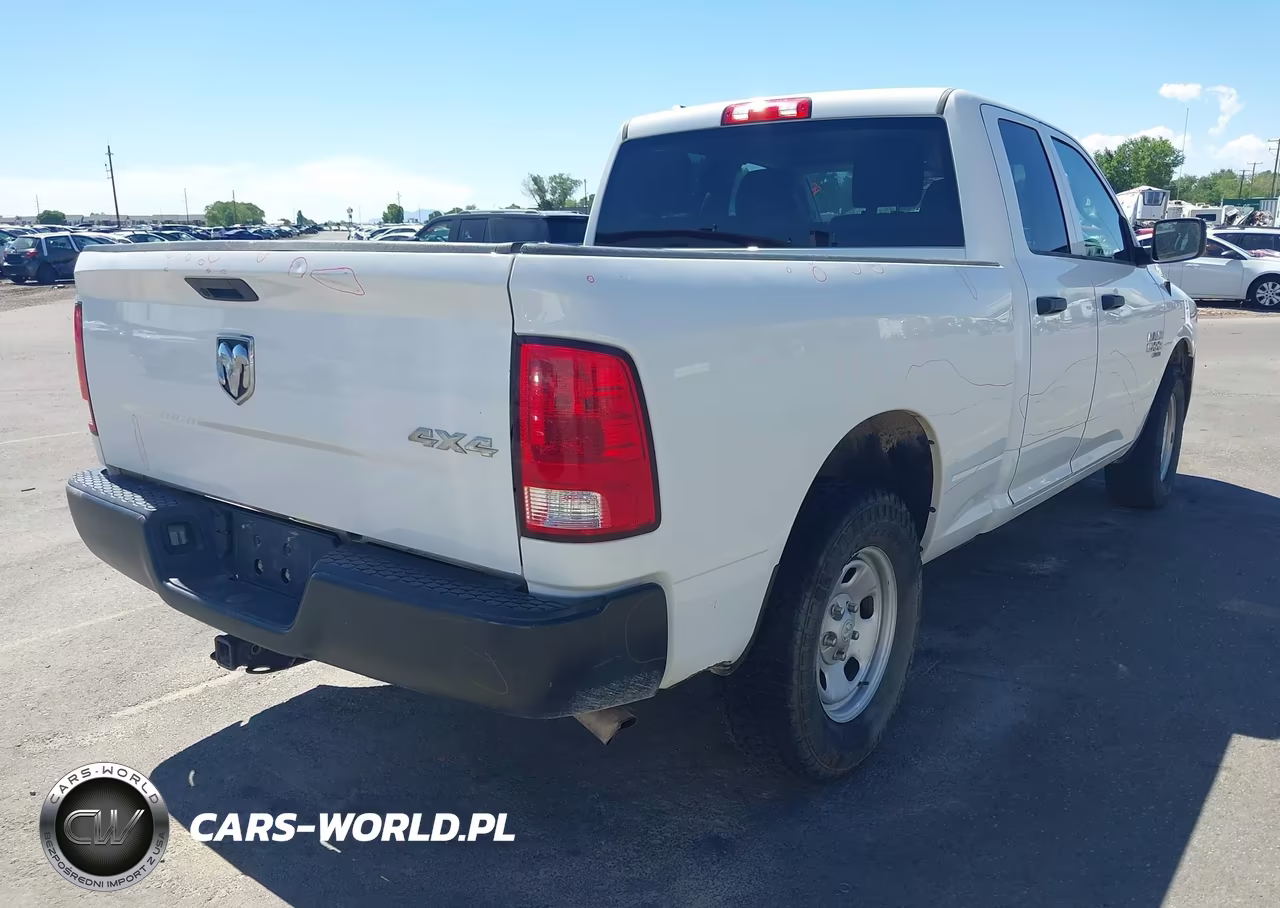 2020 Ram 1500 Classic VIN:1C6RR7FG8LS156572 - 4