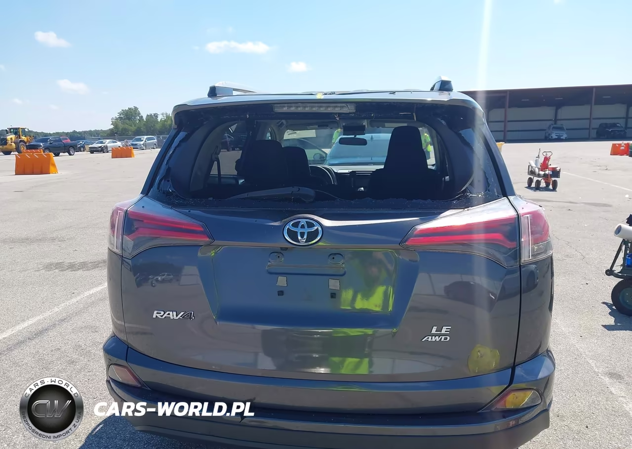 2016 Toyota Rav4 Le VIN:JTMBFREV9GJ086042 - 17