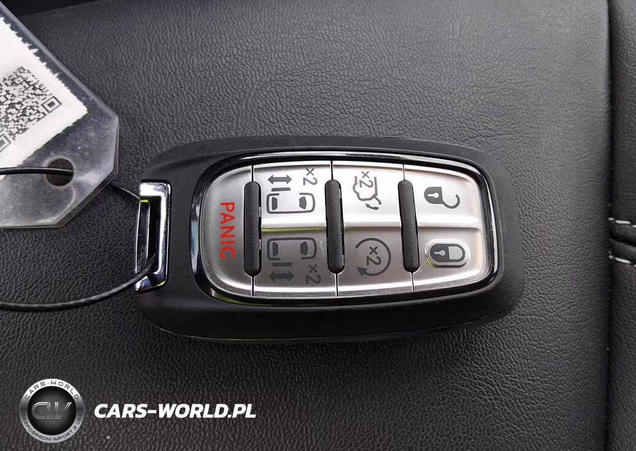 2026 Chrysler Pacifica Select VIN:2C4RC1BG5TR283553 - 11