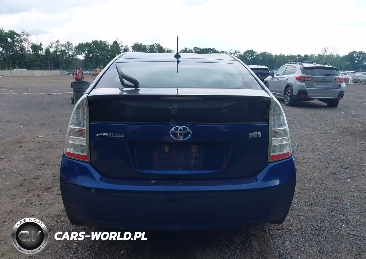 2011 Toyota Prius Three VIN:JTDKN3DU0B5368628 - 16