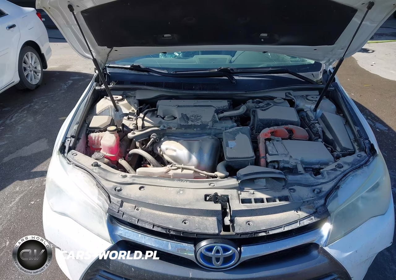 2015 Toyota Camry Hybrid Le VIN:4T1BD1FK1FU168075 - 10