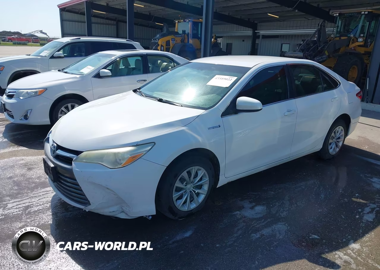 2015 Toyota Camry Hybrid Le VIN:4T1BD1FK1FU168075 - 2