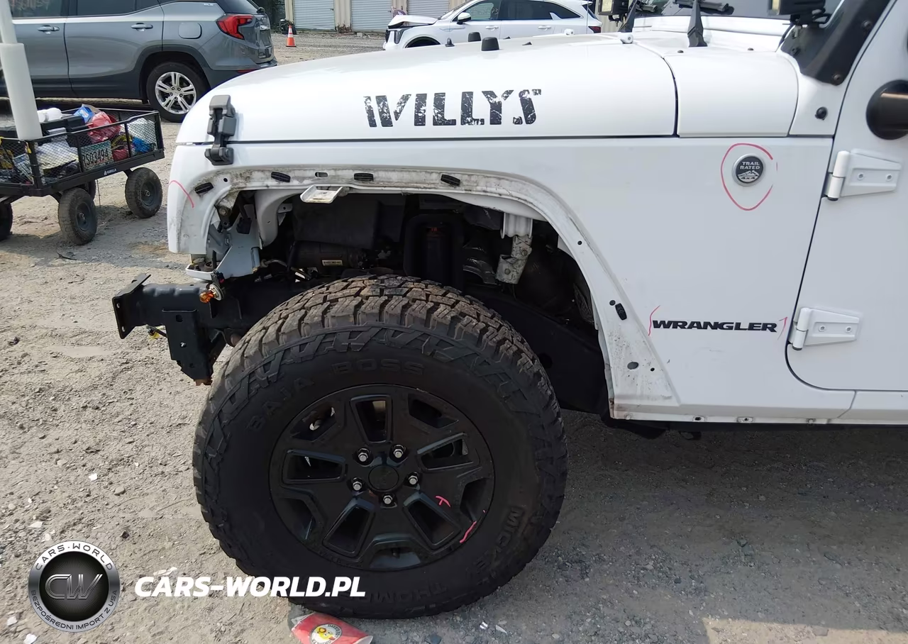 2015 Jeep Wrangler Willys Wheeler VIN:1C4GJWAG9FL757478 - 6