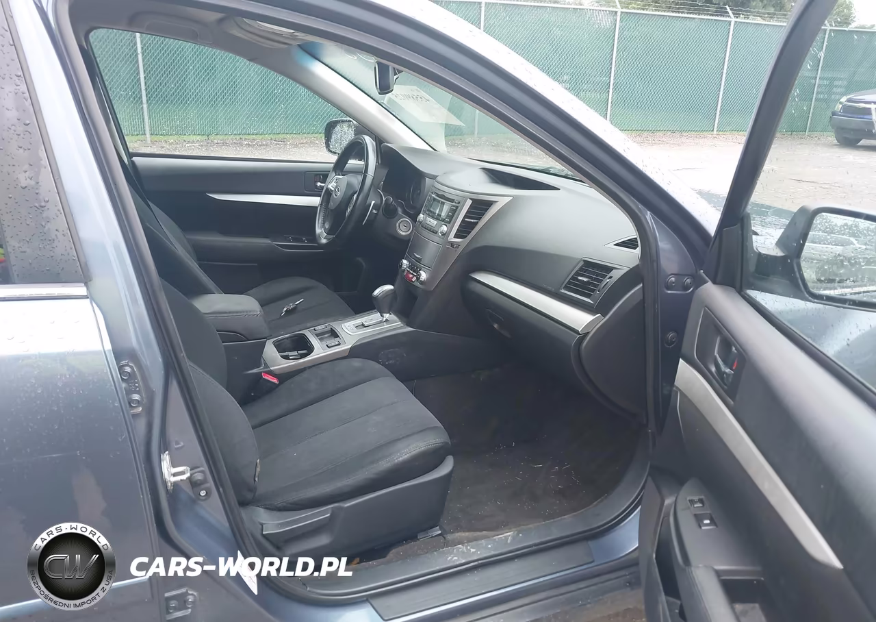 2013 Subaru Outback 2.5I Premium VIN:4S4BRBCC5D3228494 - 5