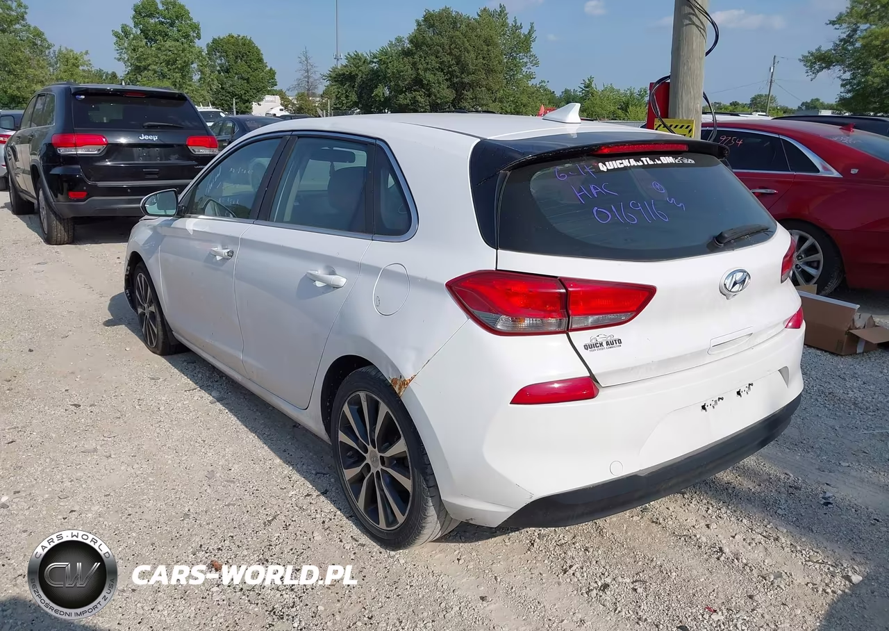2018 Hyundai Elantra Gt VIN:KMHH35LE2JU016916 - 3