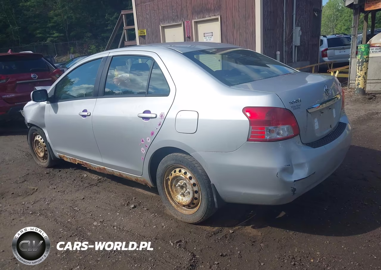 2010 Toyota Yaris VIN:JTDBT4K33A1379229 - 3