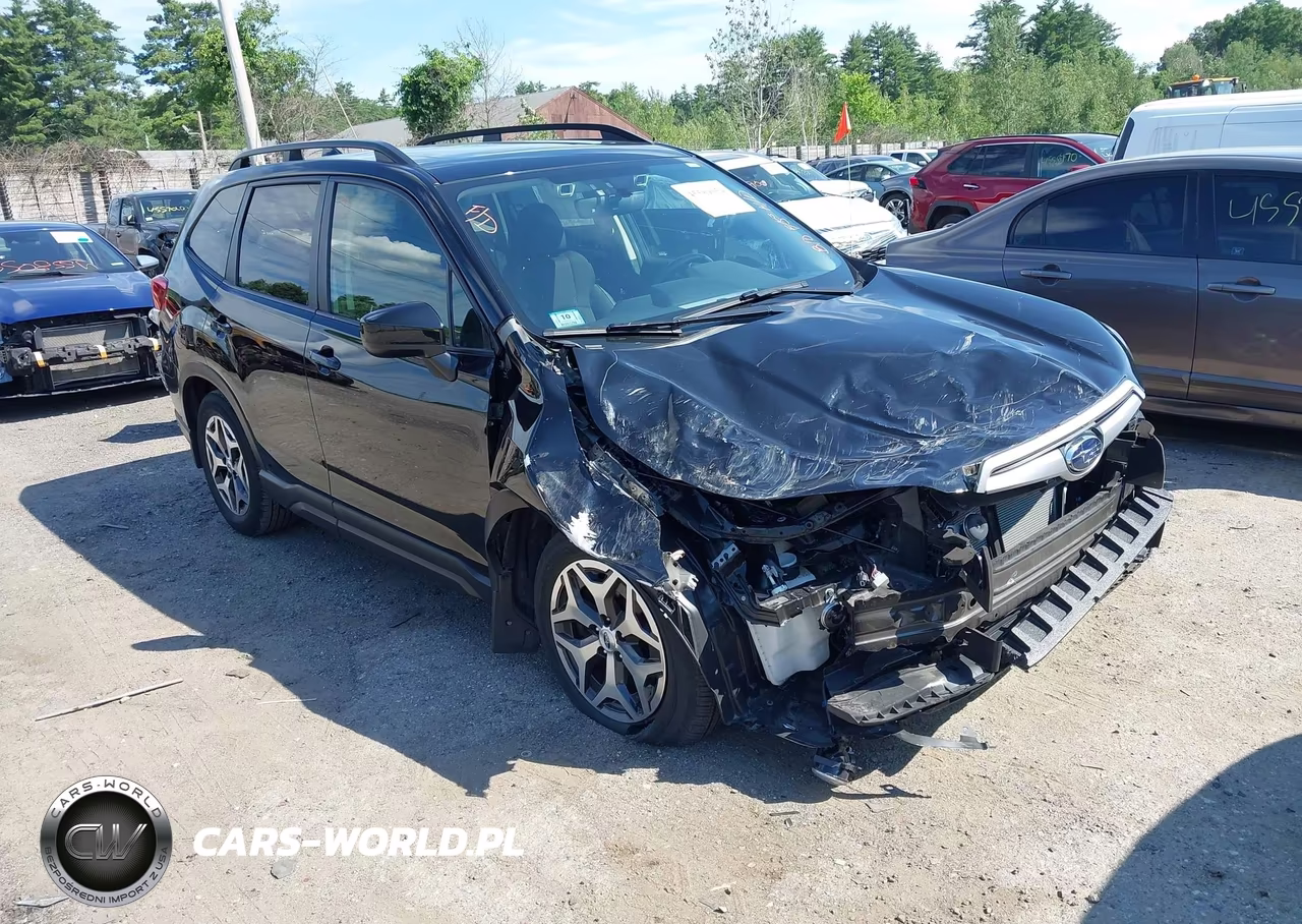 2021 Subaru Forester Premium – zdjęcie 1 z 17