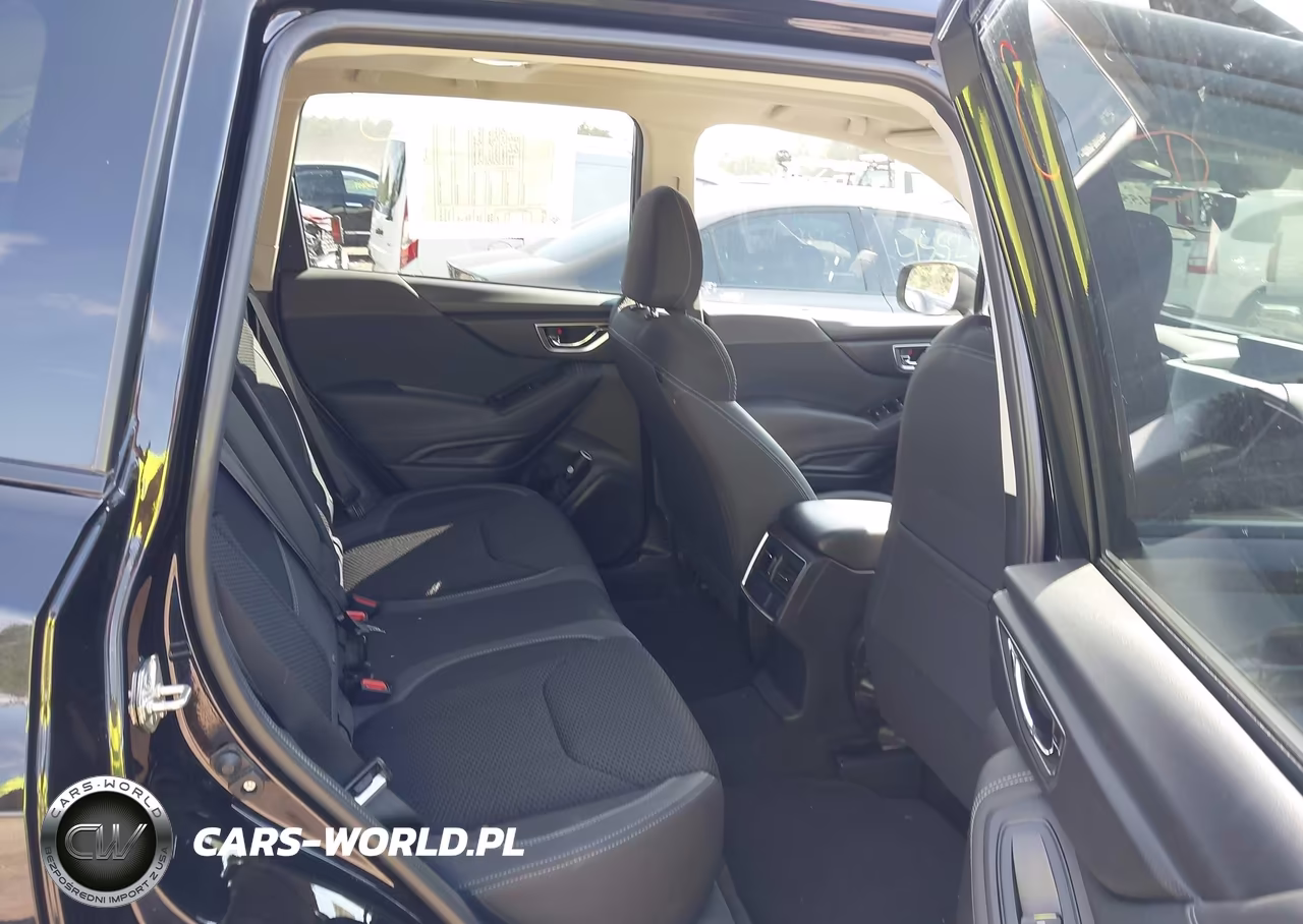 2021 Subaru Forester Premium VIN:JF2SKAFC5MH530077 - 8