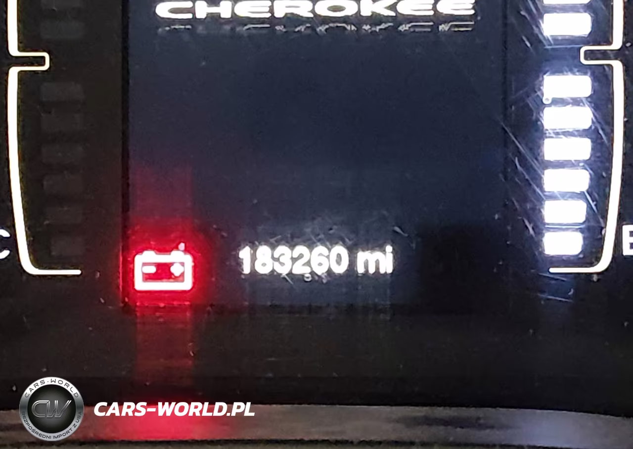 2017 Jeep Cherokee Sport VIN:1C4PJMAB8HW544824 - 16