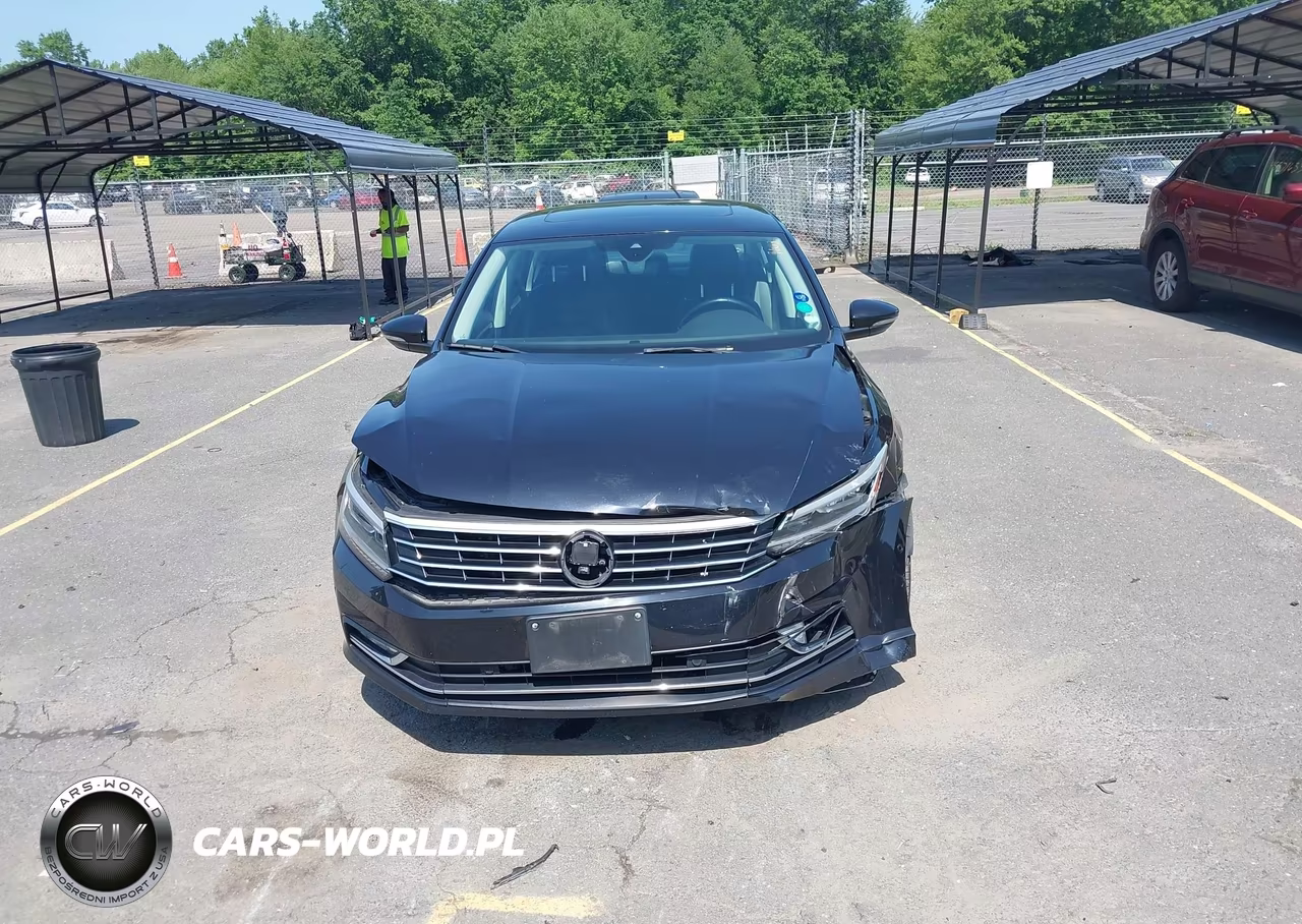 2017 Volkswagen Passat 1.8T Sel Premium VIN:1VWCT7A3XHC057884 - 12