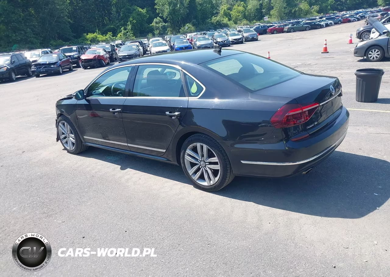 2017 Volkswagen Passat 1.8T Sel Premium VIN:1VWCT7A3XHC057884 - 3