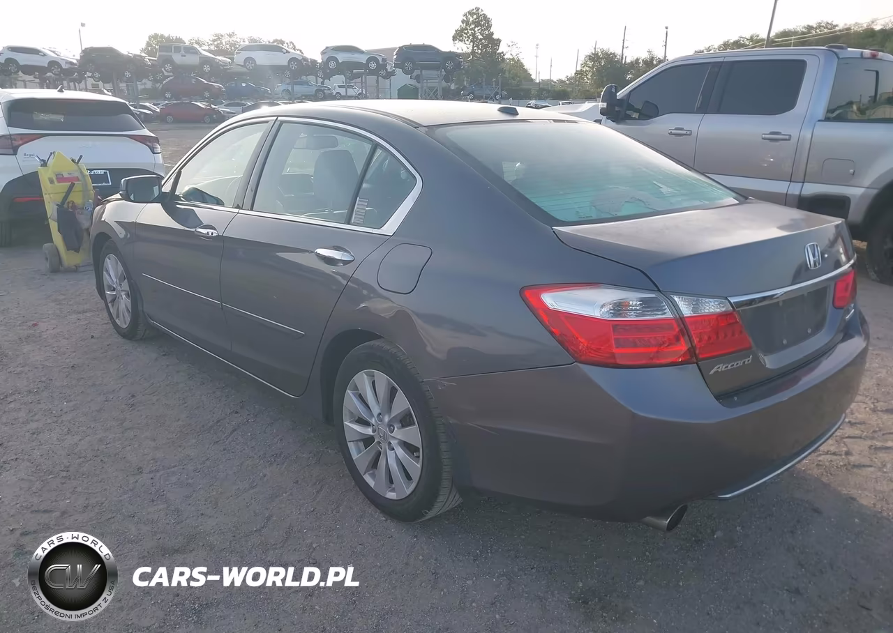 2013 Honda Accord Touring VIN:1HGCR3F99DA025264 - 3