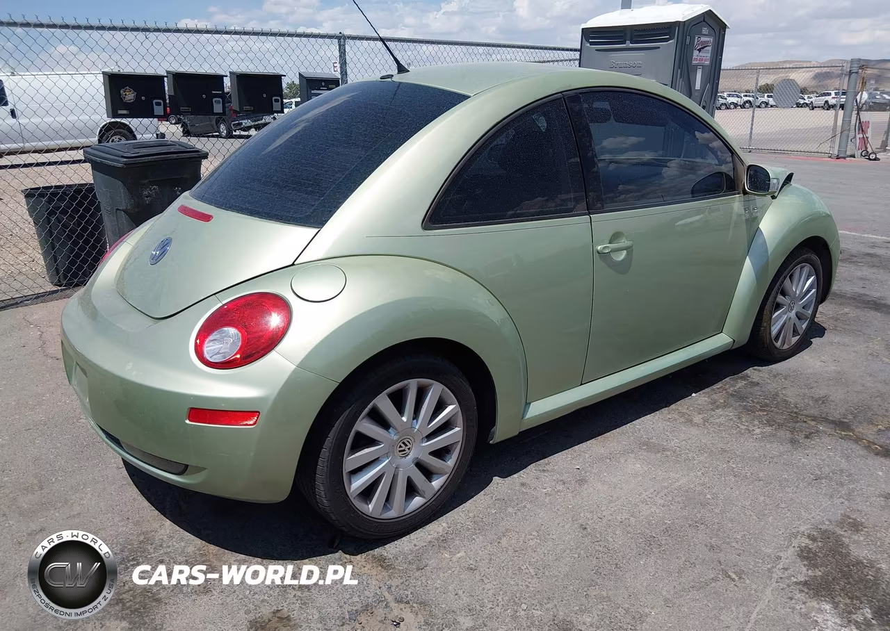 2008 Volkswagen New Beetle S-Se VIN:3VWRW31C08M500858 - 4