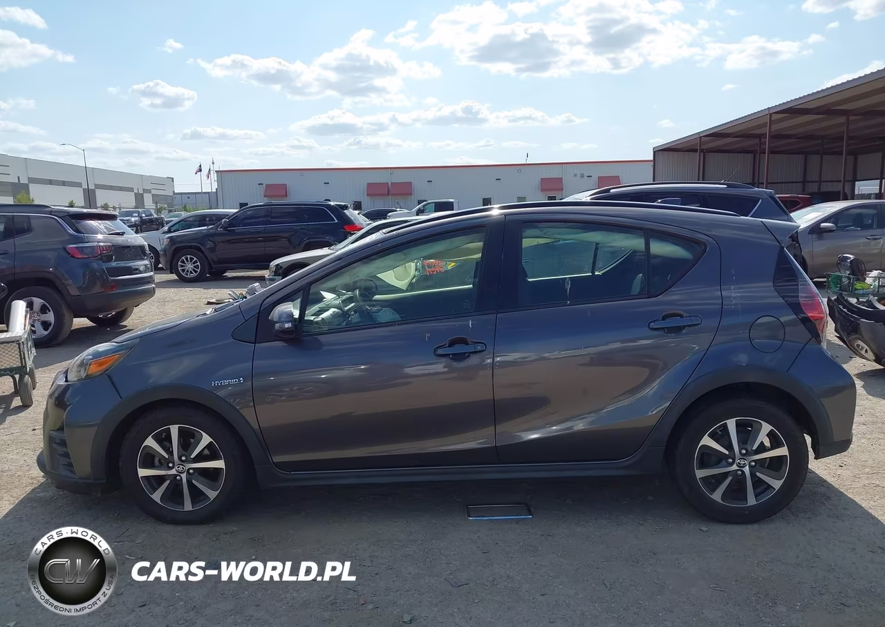 2019 Toyota Prius C L VIN:JTDKDTB39K1624981 - 14