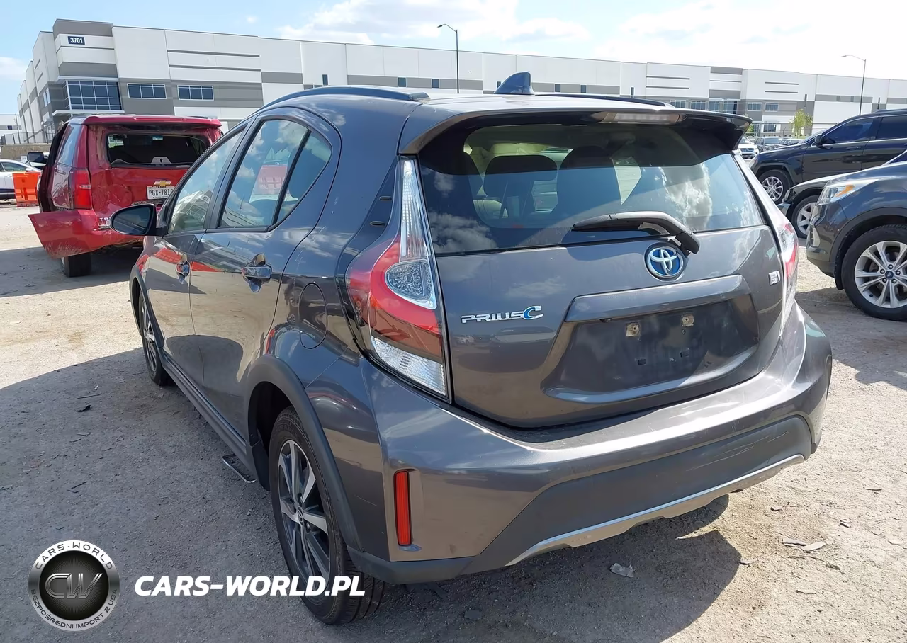 2019 Toyota Prius C L VIN:JTDKDTB39K1624981 - 3