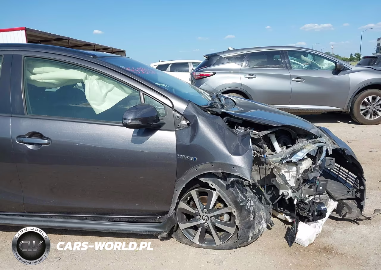 2019 Toyota Prius C L VIN:JTDKDTB39K1624981 - 6