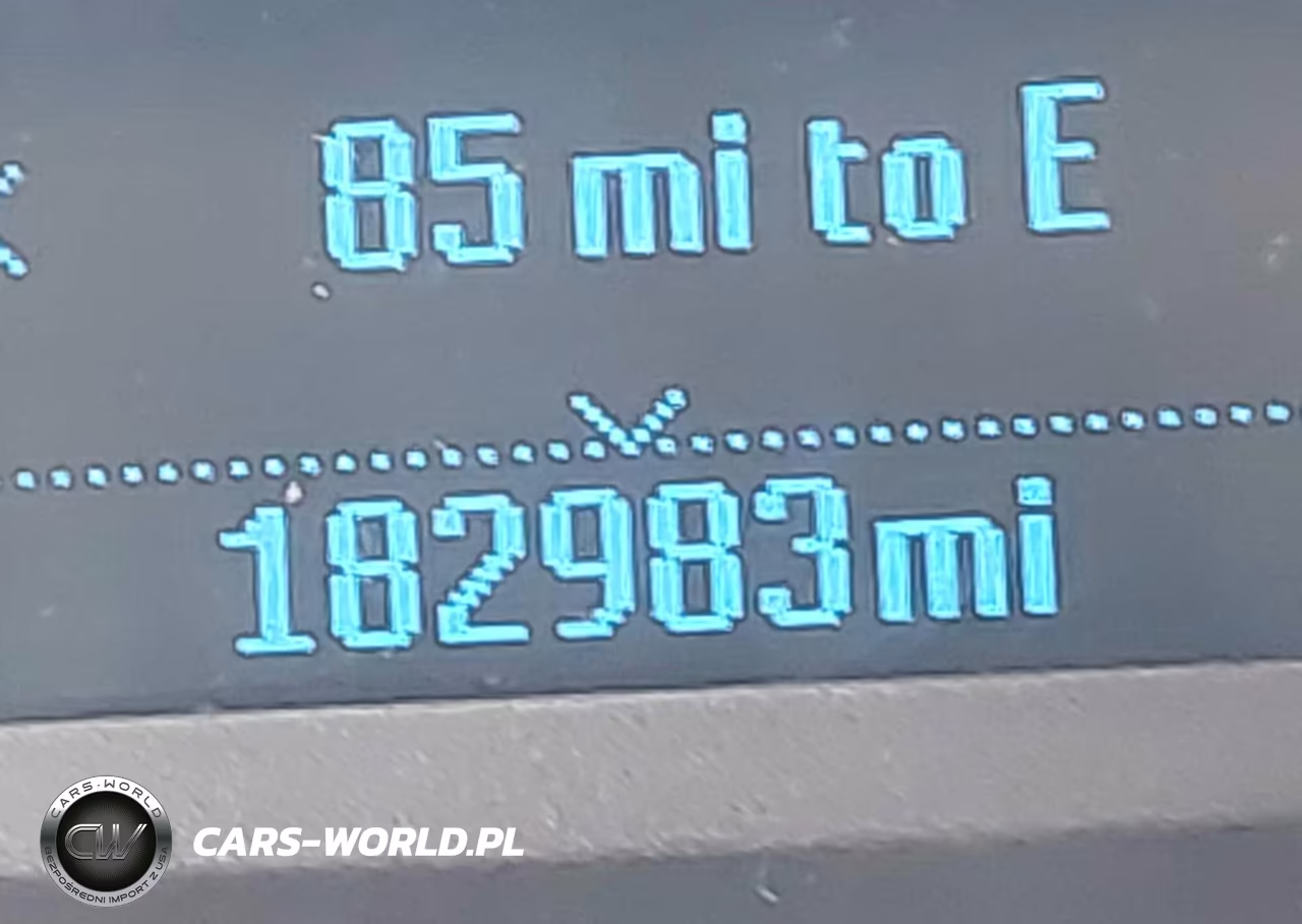2018 Ford Transit-250 VIN:1FTYR2CG1JKB13524 - 15
