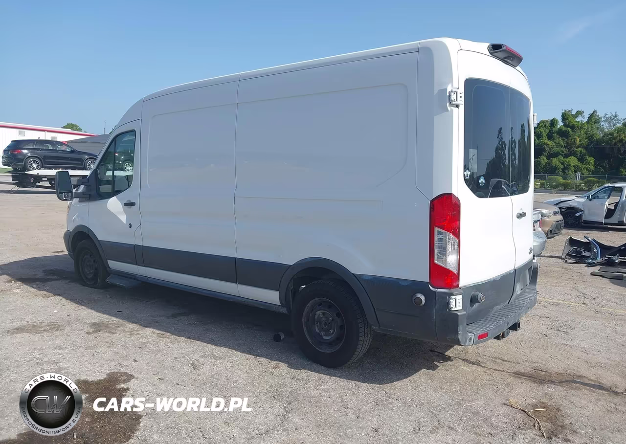 2018 Ford Transit-250 VIN:1FTYR2CG1JKB13524 - 3
