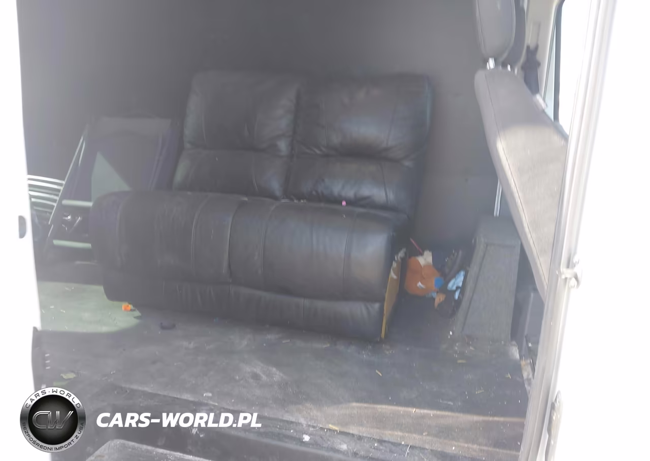 2018 Ford Transit-250 VIN:1FTYR2CG1JKB13524 - 8