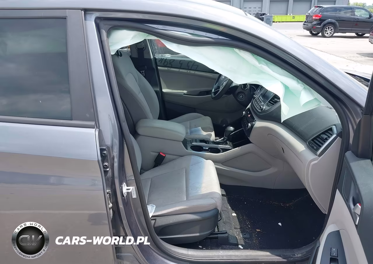 2018 Hyundai Tucson Se VIN:KM8J23A49JU808113 - 5