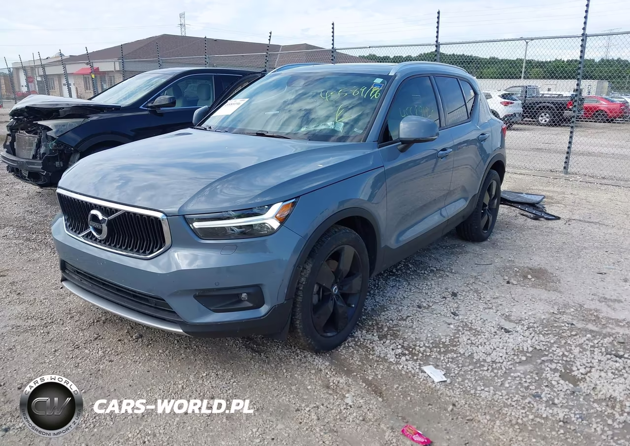 2022 Volvo Xc40 T5 Momentum VIN:YV4162UK6N2715769 - 2