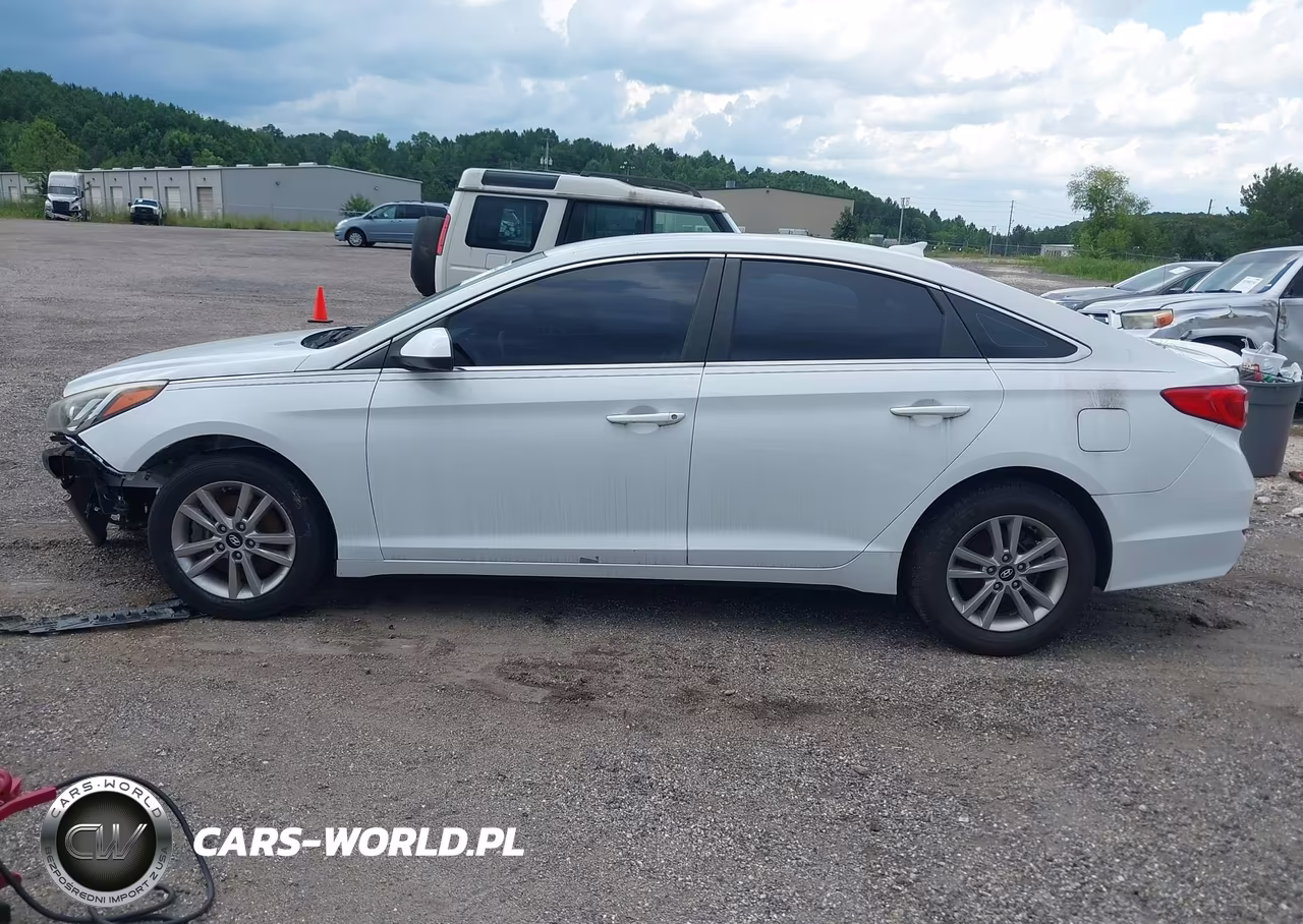2016 Hyundai Sonata Se VIN:5NPE24AF7GH353696 - 15