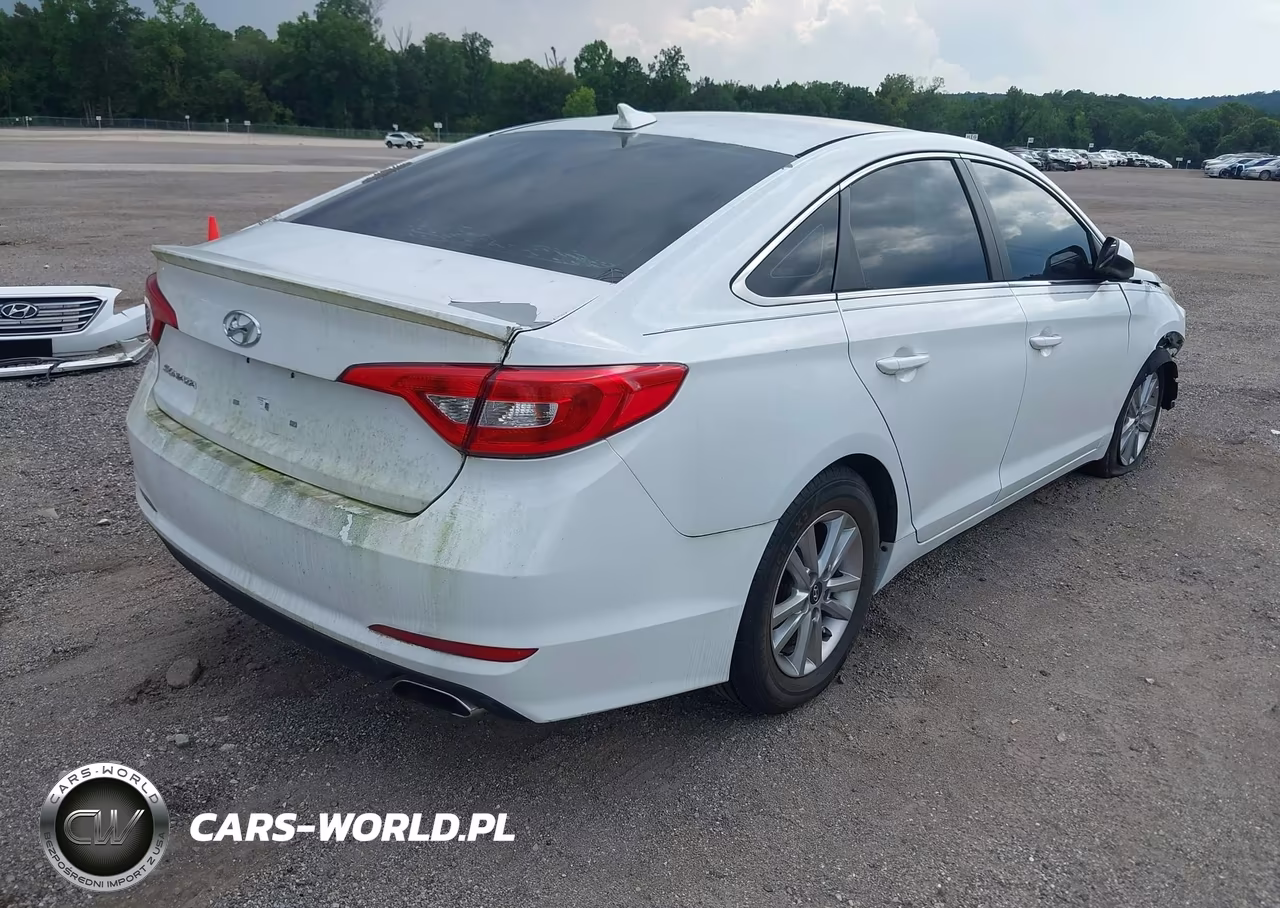 2016 Hyundai Sonata Se VIN:5NPE24AF7GH353696 - 4