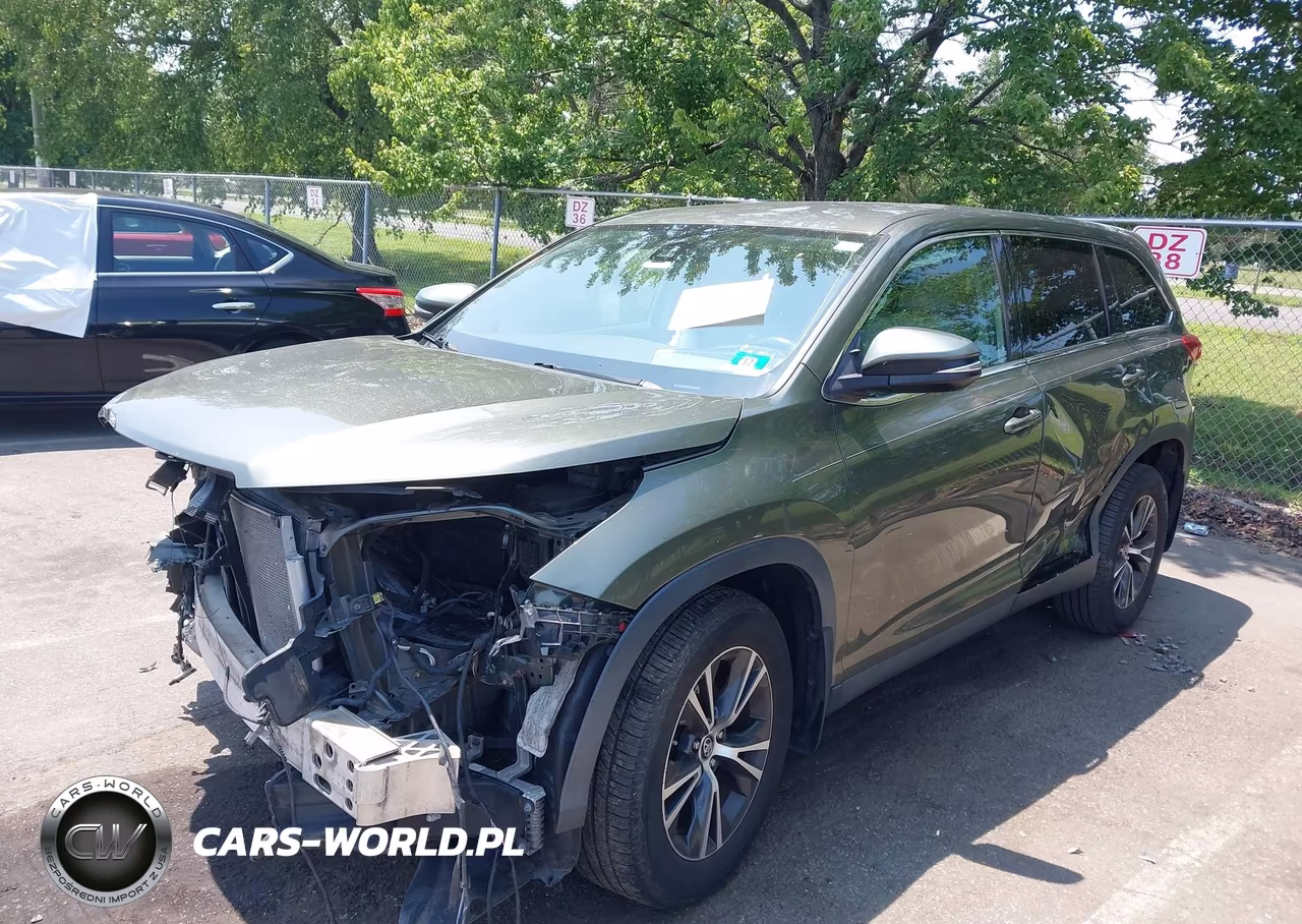 2019 Toyota Highlander Le Plus VIN:5TDBZRFH4KS922514 - 2