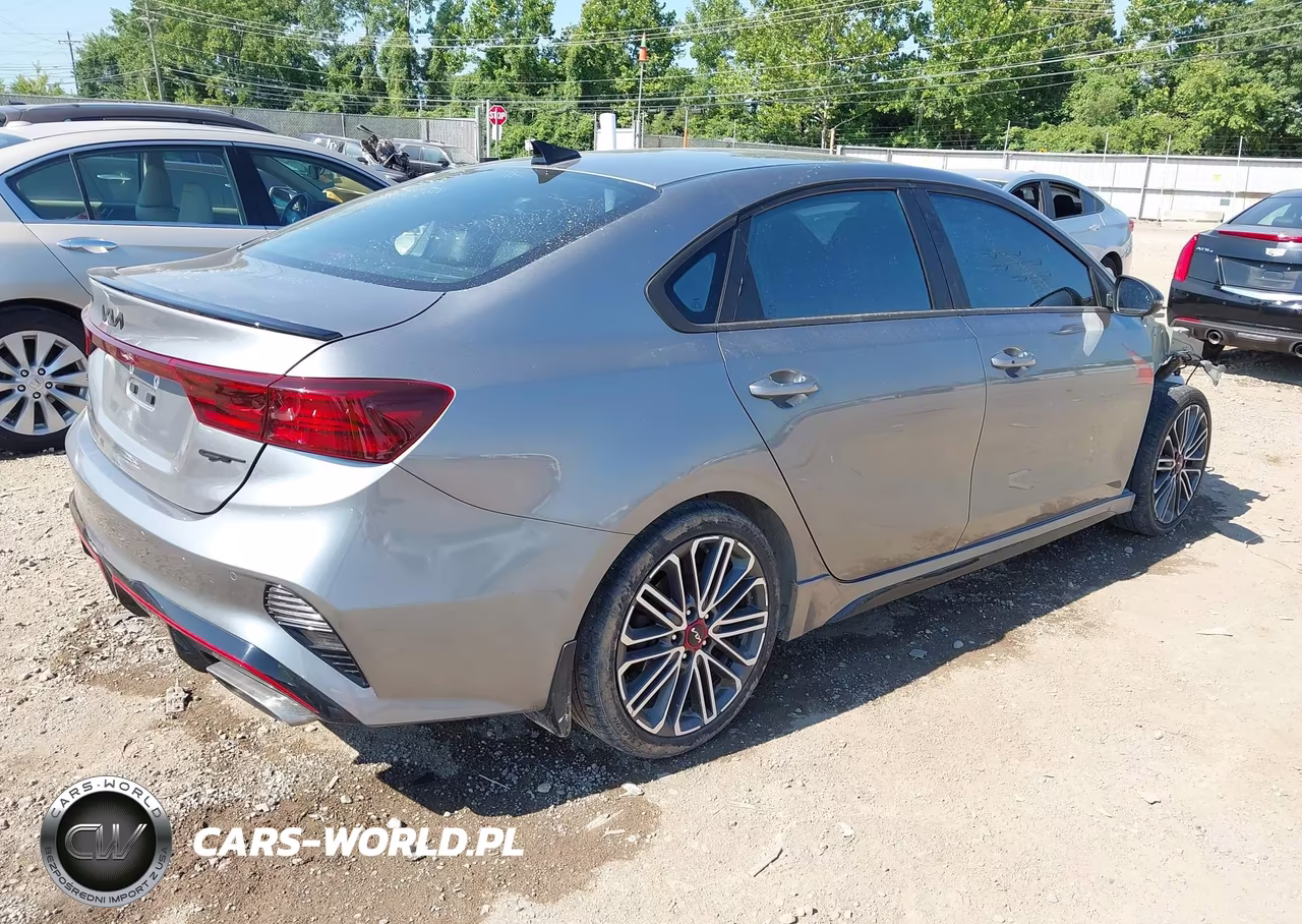 2022 Kia Forte Gt VIN:3KPF44AC3NE430487 - 4