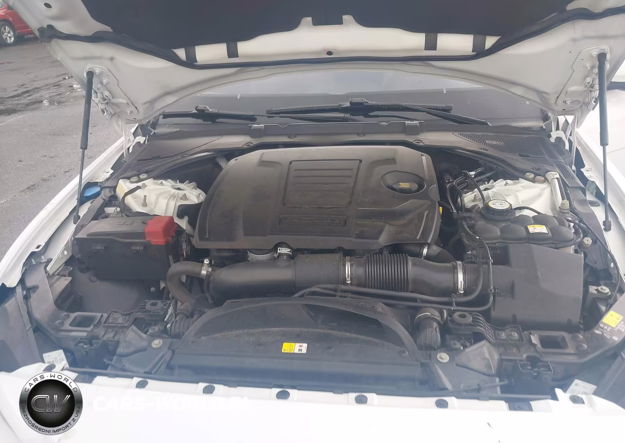 2019 Jaguar Xe 25T VIN:SAJAR4FX2KCP49939 - 10