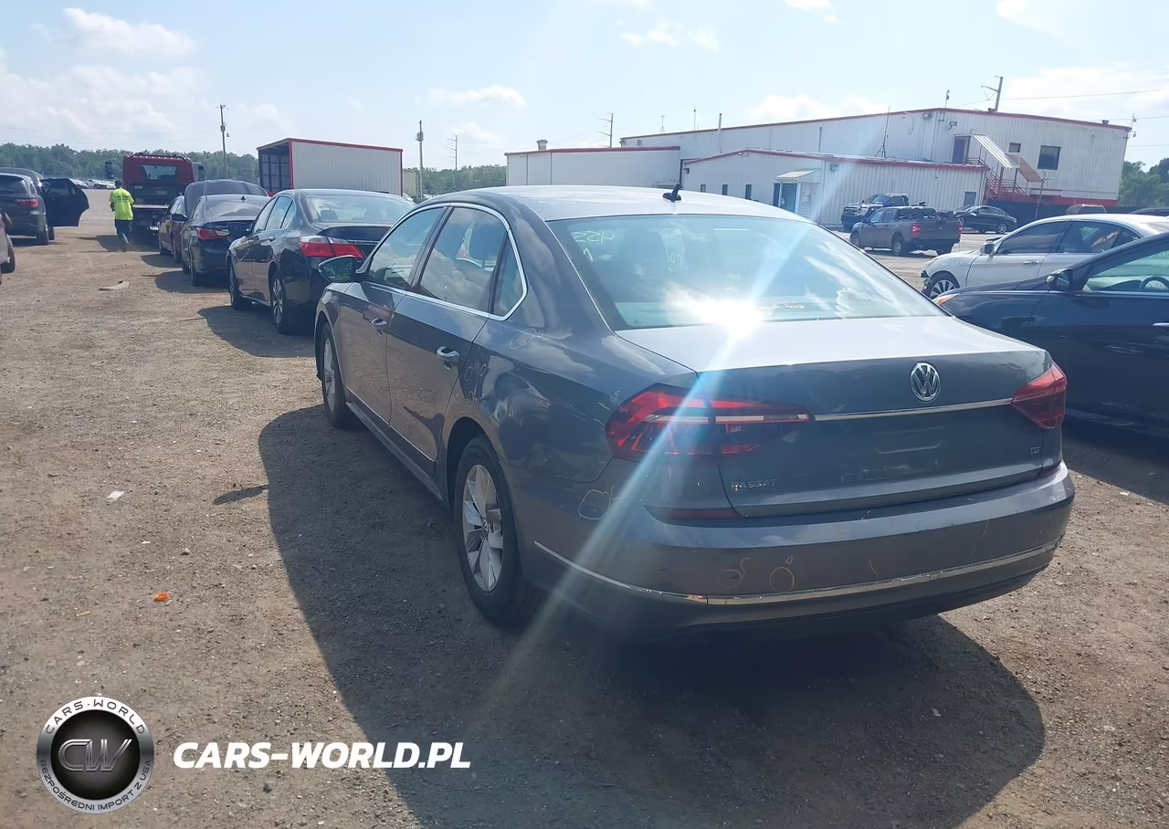 2017 Volkswagen Passat 1.8T S VIN:1VWAT7A39HC048388 - 3