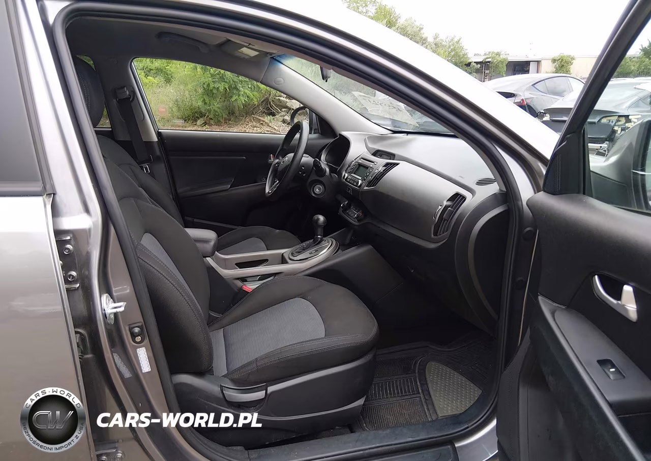 2014 Kia Sportage Lx VIN:KNDPBCACXE7550629 - 5