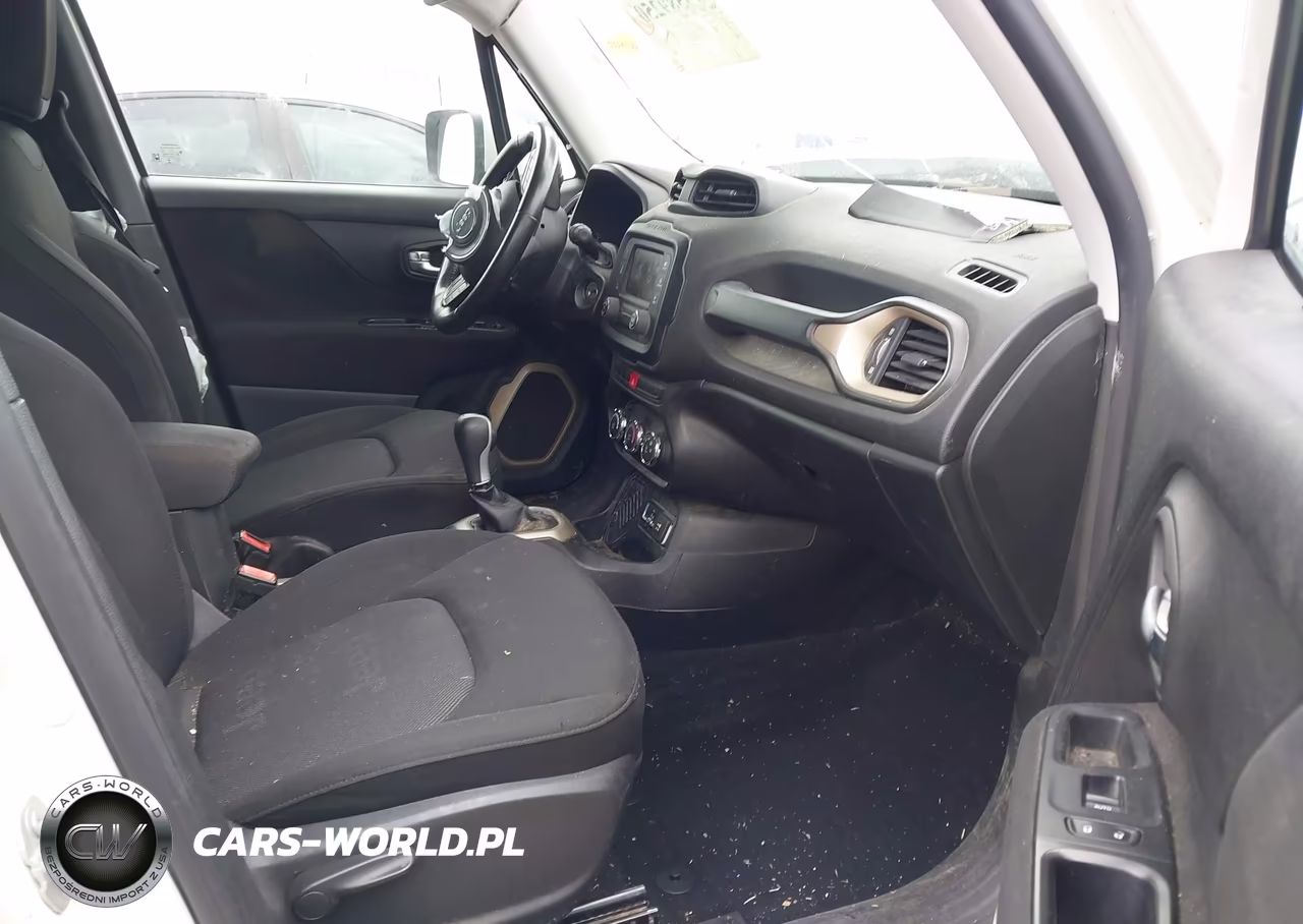 2015 Jeep Renegade Latitude VIN:ZACCJABT8FPC05091 - 5