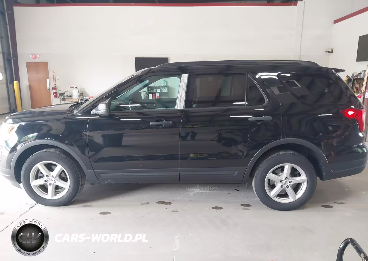 2018 Ford Explorer VIN:1FM5K8B86JGC45410 - 17